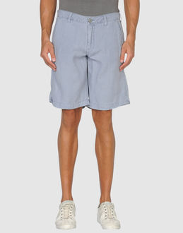 GUESS - PANTALONI - Bermuda - su YOOX.COM
