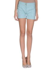 ESSENTIEL - Shorts