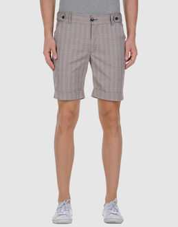 CORTE CHIARA - PANTALONI - Bermuda - su YOOX.COM