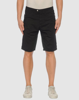 MCQ - PANTALONI - Bermuda - su YOOX.COM