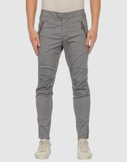 MCQ - PANTALONI - Pantaloni - su YOOX.COM