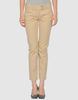 Love Moschino - Pantalons - Pantalons corsaires
