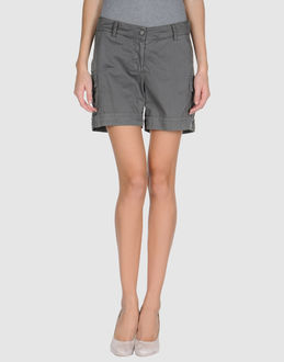 P.A.R.O.S.H. - HOSEN - Shorts - bei YOOX.COM