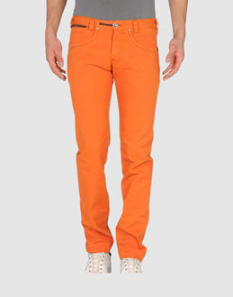 BETWOIN - JEANS - Pantaloni jeans - su YOOX.COM