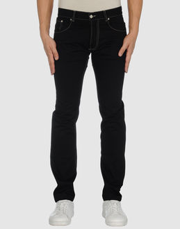 VIVIENNE WESTWOOD - PANTALONI - Pantaloni - su YOOX.COM