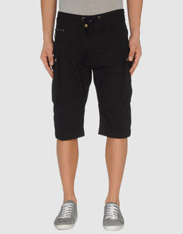 JUST CAVALLI - PANTALONI - Bermuda - su YOOX.COM