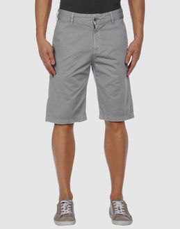 UNIFORM - PANTALONI - Bermuda - su YOOX.COM