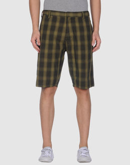 STUSSY - PANTALONI - Bermuda - su YOOX.COM