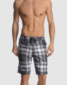 STUSSY - MARE E PISCINA - Pantaloni da mare - su YOOX.COM