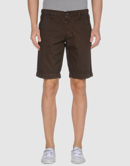 PERFECTION - PANTALONI - Bermuda - su YOOX.COM