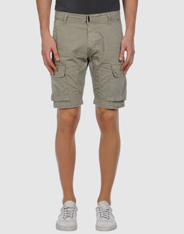 BRIAN DALES - PANTALONI - Bermuda - su YOOX.COM