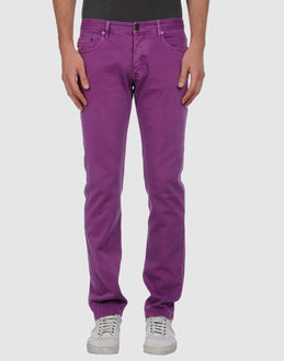 BURBERRY - PANTALONI - Pantaloni - su YOOX.COM