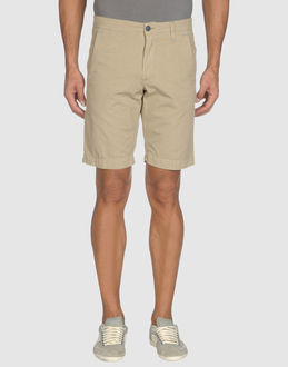 PERFECTION - PANTALONI - Bermuda - su YOOX.COM