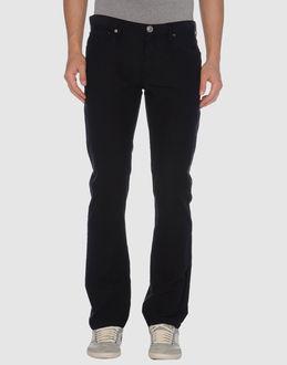 BURBERRY BRIT - PANTALONI - Pantaloni - su YOOX.COM