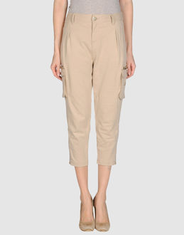 ELISABETTA FRANCHI GOLD LABEL JEANS - HOSEN - Caprihosen - bei YOOX.COM