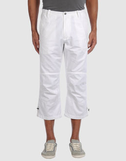 NAPAPIJRI - PANTALONI - Pantaloni capri - su YOOX.COM