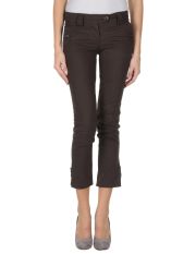 ILARY - 3/4-length short