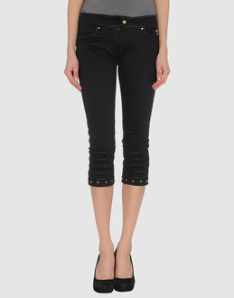 prezzi e offerte ROBERTA SCARPA PANTALONI Pantaloni capri su YOOX.COM su prezzi in promozione