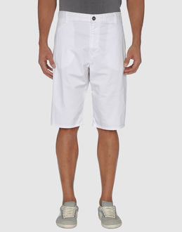 GUESS - PANTALONI - Bermuda - su YOOX.COM