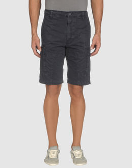 PERFECTION - PANTALONI - Bermuda - su YOOX.COM