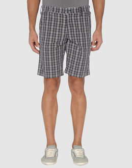 PERFECTION - PANTALONI - Bermuda - su YOOX.COM