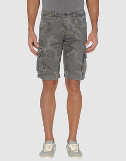 PERFECTION - PANTALONI - Bermuda - su YOOX.COM