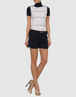 WHO*S WHO - HOSEN - Shorts - bei YOOX.COM