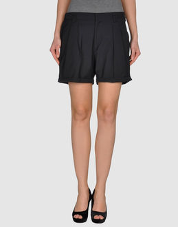 FUTURO - HOSEN - Shorts - bei YOOX.COM