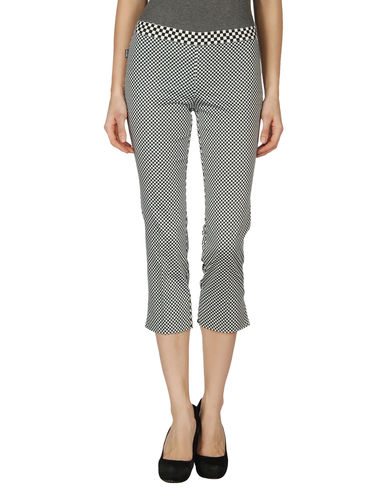 ZOOM MOSCHINO JEANS - 3/4-length short