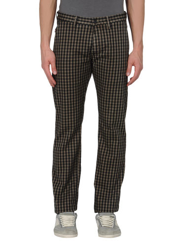 ZOOM BURBERRY BRIT - Casual pants
