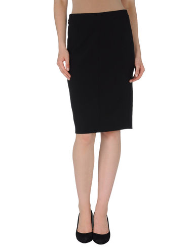 ZOOM N° 21 - Knee length skirt