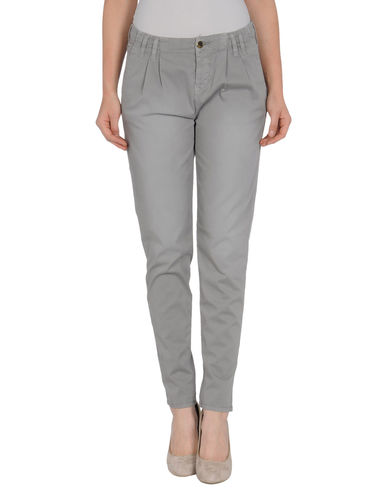 ZOOM MET in JEANS - Casual pants