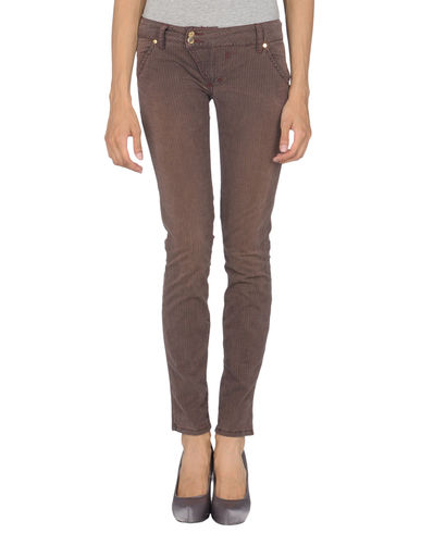 ZOOM MET CHINO & FRIENDS - Casual trouser