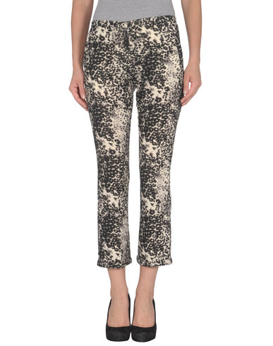 ZOOM N° 21 - 3/4-length short