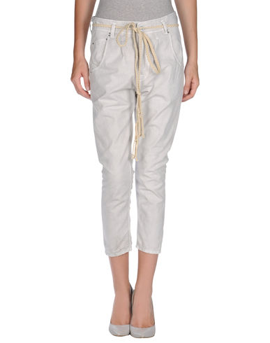 ZOOM NOVEMBER - 3/4-length short