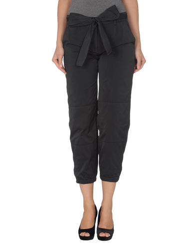 ZOOM REDValentino - 3/4-length trousers