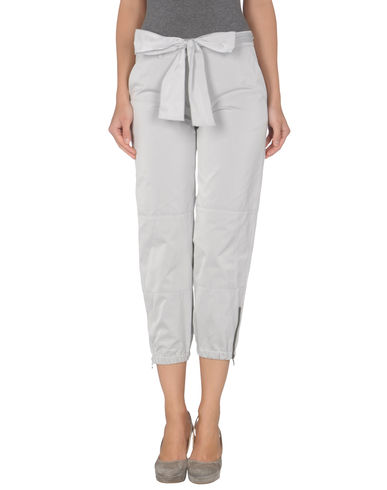 ZOOM REDValentino - 3/4-length trousers