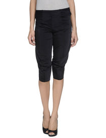 RUNDHOLZ - 3/4-length short