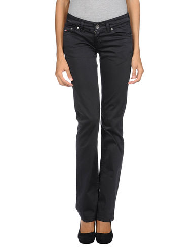 ZOOM TOMMY HILFIGER DENIM - Casual pants