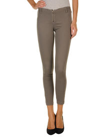 ADELE FADO - 3/4-length short
