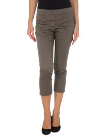 TOY G. - 3/4-length short