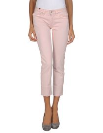 NOTIFY - 3/4-length short