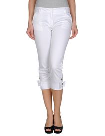 LOVE MOSCHINO - 3/4-length short