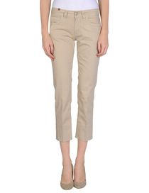 NOTIFY - 3/4-length short