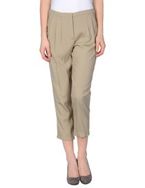 PRADA - 3/4-length short