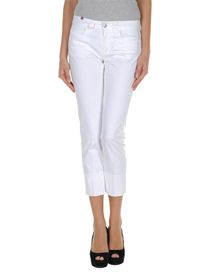 NOTIFY - 3/4-length short