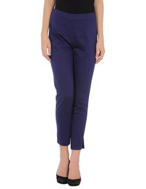 LOVE MOSCHINO - 3/4-length trousers
