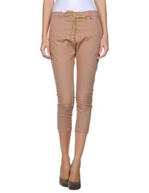 ANNARITA N. - 3/4-length short