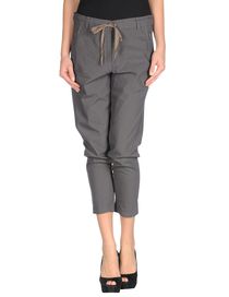 SEMI-COUTURE - 3/4-length short