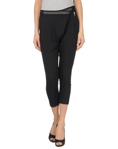 ZOOM LIU •JO - 3/4-length short